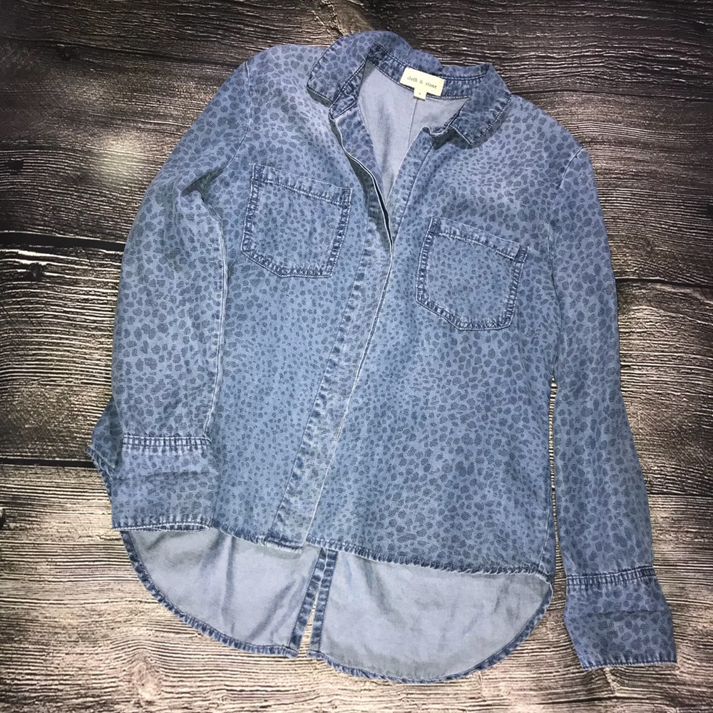 Cloth & Stone Anthropologie Leopard Chambray Shirt